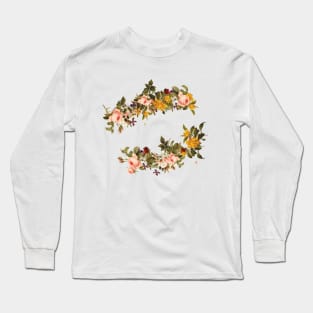 Spring floral flowers pattern - pink roses and yellow | Vintage romantic nature environment Long Sleeve T-Shirt